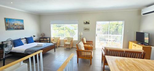 Χώρος καθιστικού στο Cape Town Studio Apartment