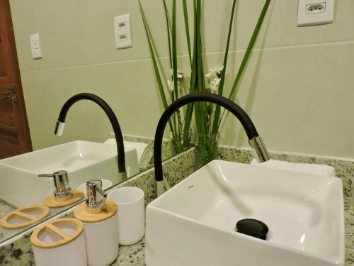 Ένα μπάνιο στο Residencial Mirante