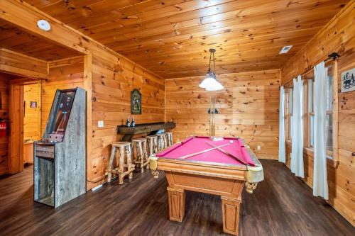 Family Retreat- Hot Tub- Pool Table- Fire Pit- BBQ Grill- Kids Zone- Arcade Games photo 36