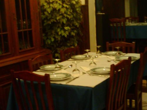 Εστιατόριο ή άλλο μέρος για φαγητό στο Hotel Azibo e Restaurante