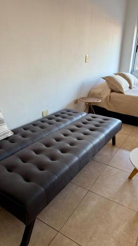 Ein Bett oder Betten in einem Zimmer der Unterkunft Punto Maschwitz Alquileres - Monoambiente II