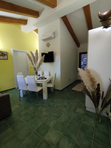 Televisyen dan/atau pusat hiburan di Wishing Well Maratea