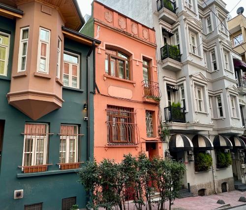 Budova, kde se prázdninový dům nachází