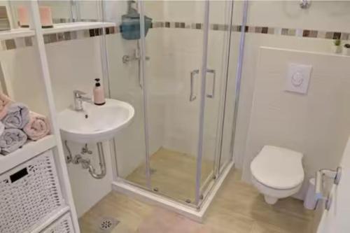 City Studio Apartment Miriam, Sea View