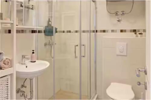 City Studio Apartment Miriam, Sea View