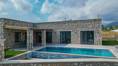 Kolam renang di atau dekat dengan Villa TEPE