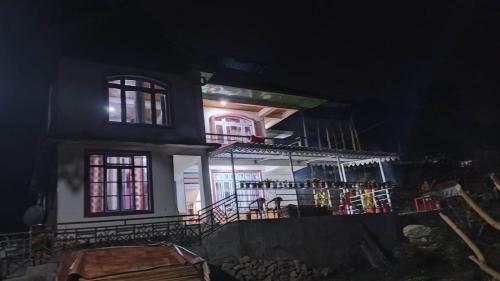 Edificio in cui si trova la stanza in casa privata