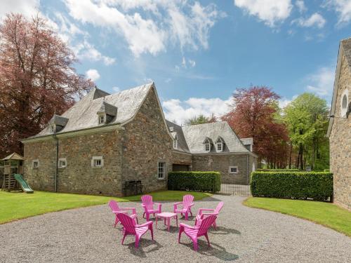 Jardín al aire libre en Le Hameau du Château Elegance and serenity in the heart of Saint-Hubert Forest