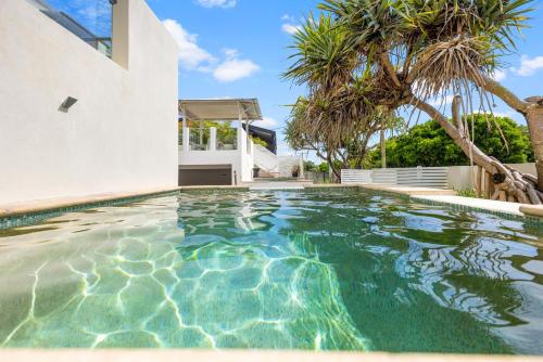 Πισίνα στο ή κοντά στο 1 20 Kingfisher Drive Peregian Beach