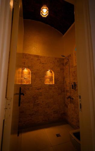 Ein Badezimmer in der Unterkunft JAREEDY Guest house
