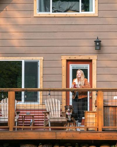 Tetamu yang menginap di PNW River Cabin