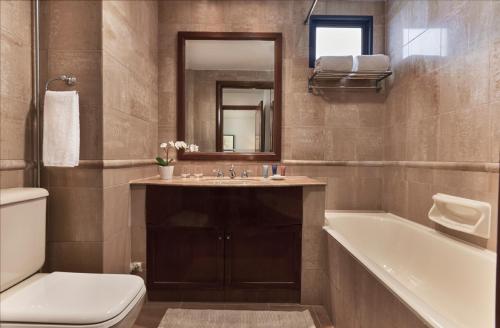 Ένα μπάνιο στο Village Residence Robertson Quay by Far East Hospitality