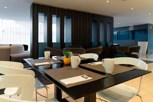 Posezení v ubytování Sercotel Córdoba Medina Azahara