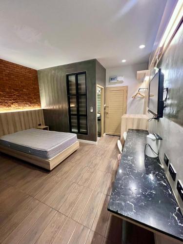 Kuchyň nebo kuchyňský kout v ubytování Bang Tao cozy studio