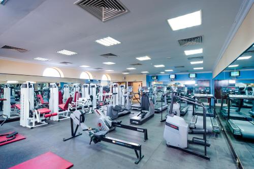 Het fitnesscentrum en/of fitnessfaciliteiten van Al Falaj Hotel