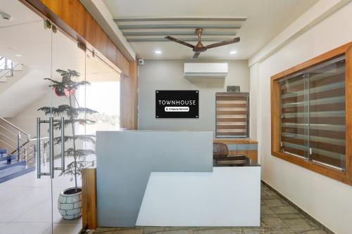 Gallery image of Townhouse Veraval Somnath Mandir Formerly Hotel The Grand Somnath in Somnath