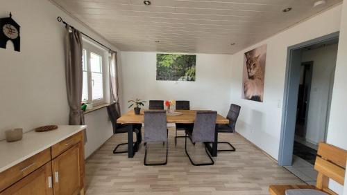 Fotografie z fotogalerie ubytování Ferienwohnung Härtel v destinaci Schramberg