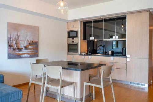 Luxury Sea View Apartment