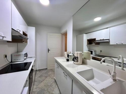 Afbeelding uit fotogalerij van Appartement Cliff 4 in Dar Mimoun Bey