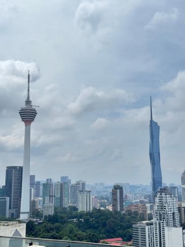 Ein allgemeiner Blick auf Kuala Lumpur oder ein Stadtblick von der Ferienwohnung aus