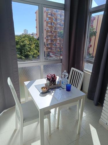 Benalma Home - Hermoso Estudio cerca de la Playa y de Todo!