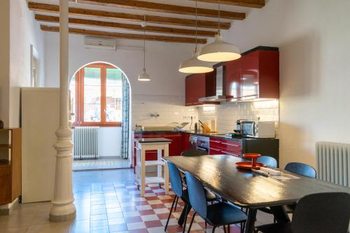"El Ritmo" - Maison Piñata Apartment
