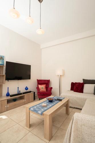 Niki Apt by The Grid Collective Parking,500Mbps,Near OAKA,Kifisias Business Hub
