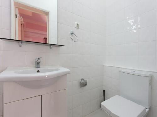 Lisboa Anglesh Guesthouse located near the city centre