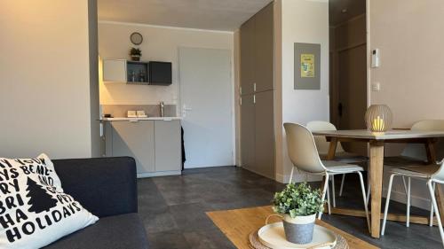 Dapur atau dapur kecil di Greens View golf saumane