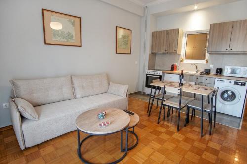 Cozy Nest, One-Bedroom Flat