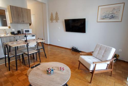Cozy Nest, One-Bedroom Flat