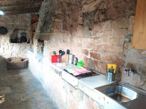Fotografie z fotogalerie ubytování Casa Rural Fausto Camping Cerca de Dinópolis v destinaci Formiche Alto