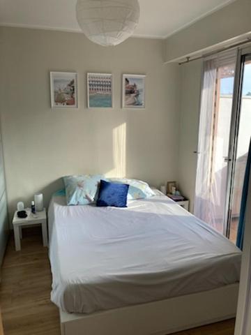 Postel nebo postele na pokoji v ubytování 2P cosy à Nice
