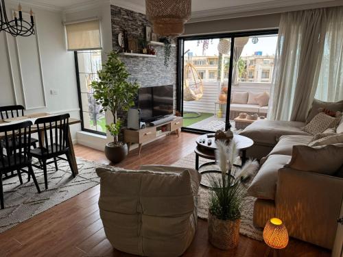 Hadayek ElMohandeseen Residence Zayed