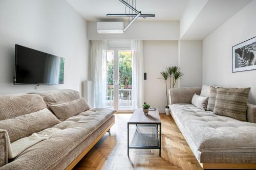 Belmont - 2 BR Apartment & Balcony in Athens