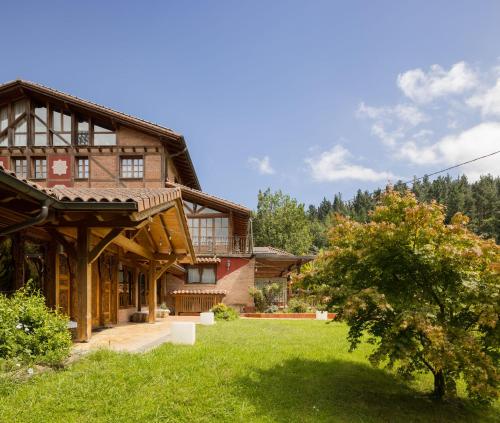 Hotel The Originals & Spa Etxegana