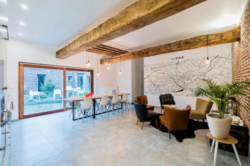 Posezení v ubytování La Grange de Liège - 1 bedroom - pkg by FineNest