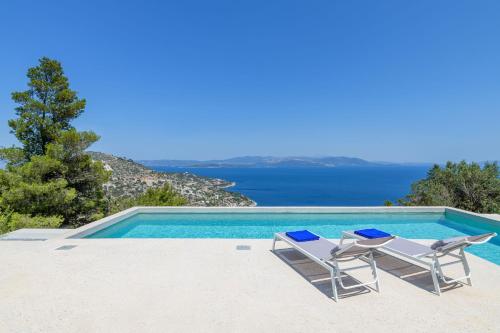 Villa Anasa-Luxury Retreat-Private Pool