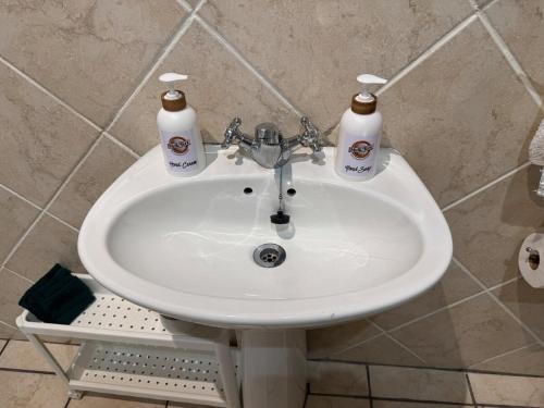 Ένα μπάνιο στο Melk Tert Self Catering