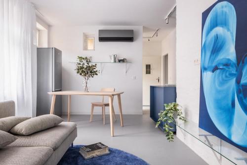 AH Desinger Apartment B