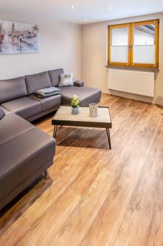 Posezení v ubytování Ferienwohnung Eifelhöhe Pützer