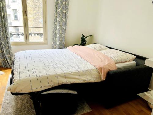 Cozy Parisian Studio