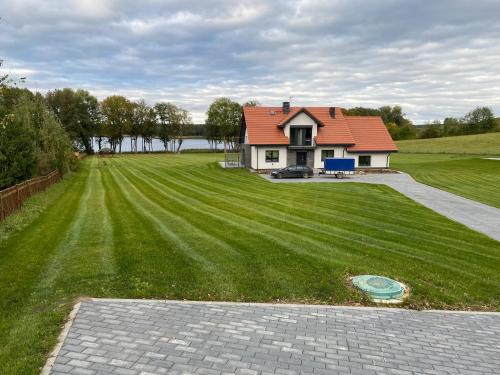 Osada Limajno Dom Żurawia