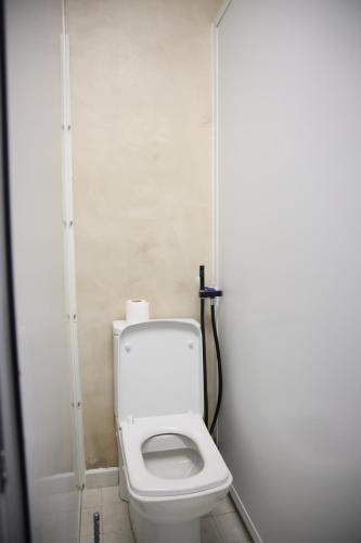 Un baño de Shkodra Hostel & Day Tours