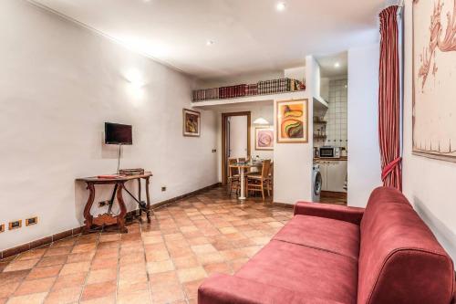 Cozy flat in Trevi Fountain