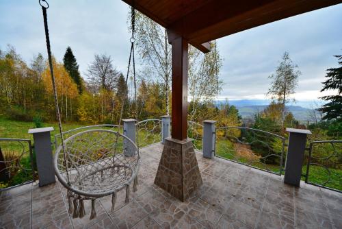 Maciejówka - mountain cottage, forests, lake