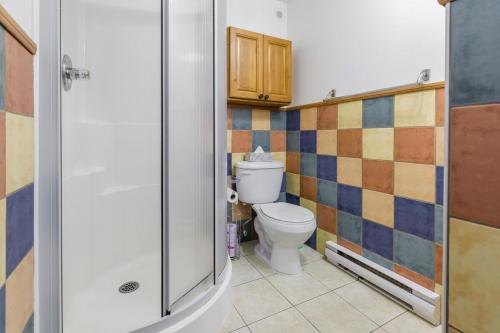Ένα μπάνιο στο Condo Entre Ciel et Fleuve, 1 CH, Sofa-Lit, Foyer