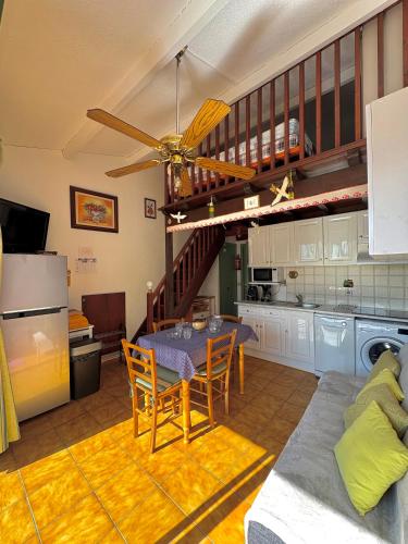 Maison 4 personnes terrasse accès direct à la plage 4JM6