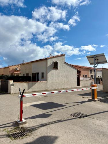 Maison 4 personnes terrasse accès direct à la plage 4JM6