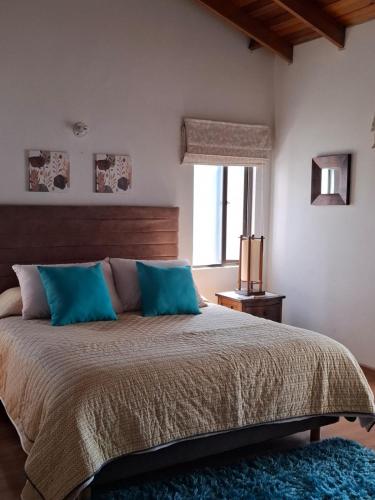 Ένα ή περισσότερα κρεβάτια σε δωμάτιο στο House life- La Calera
